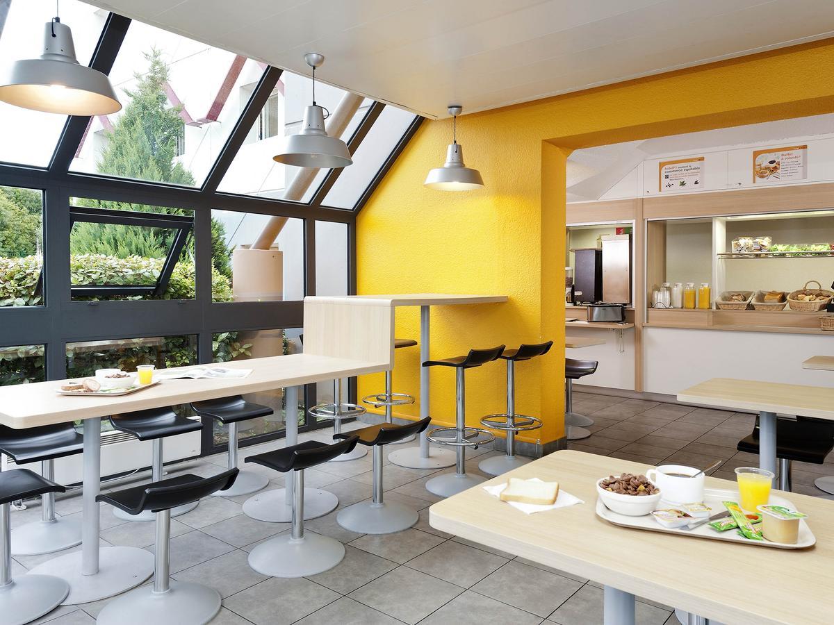 Hotelf1 Marseille Aubagne Exterior photo